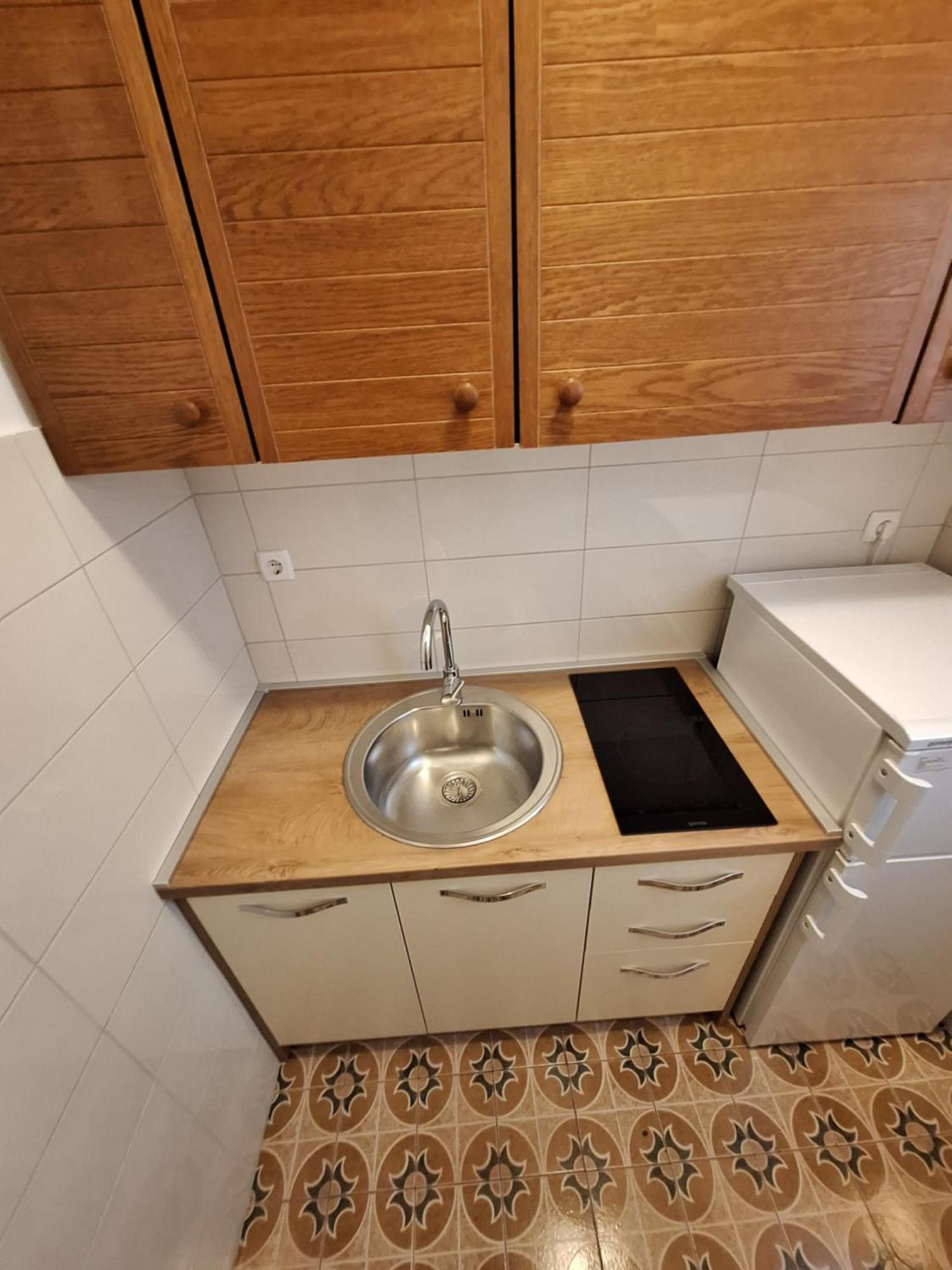 נובליה Apartments & Rooms Peranic מראה חיצוני תמונה